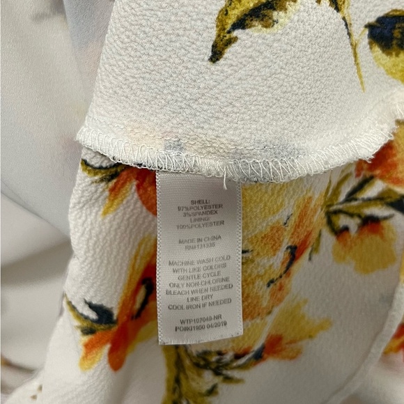 Socialite Floral Blouse in Yellow and Red - Picture 7 of 7